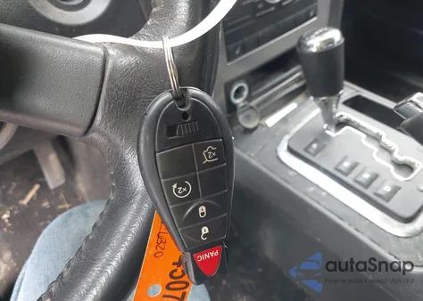 2010 Jeep Grand Cherokee Laredo from USA, damaged, VIN 1J4PR4GK2AC138023